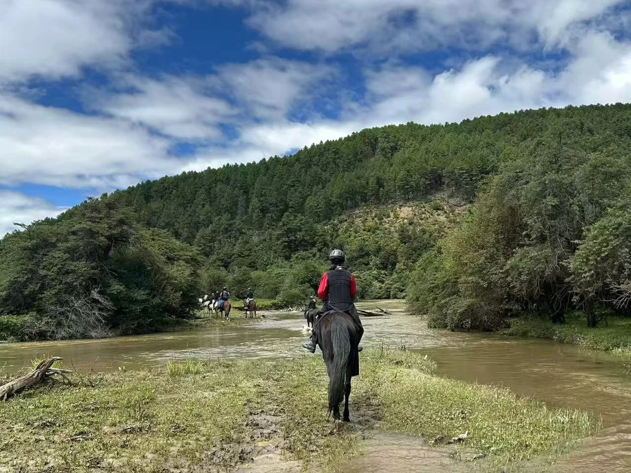 The Shangri-La Wilderness Ride - Image 3