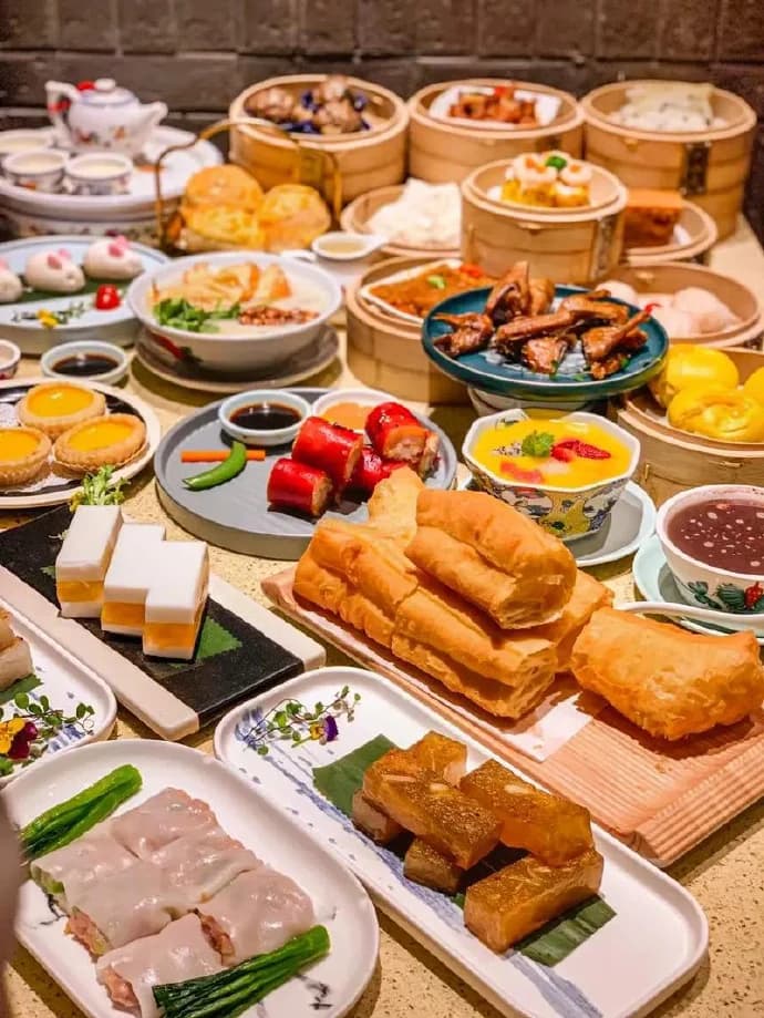 Taste the Best Dim Sum in Guangzhou